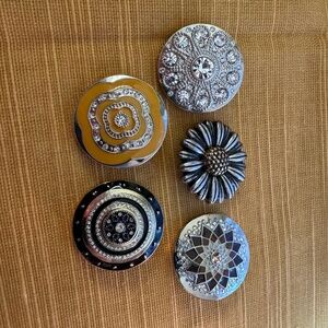 Style Dots Statement Dots